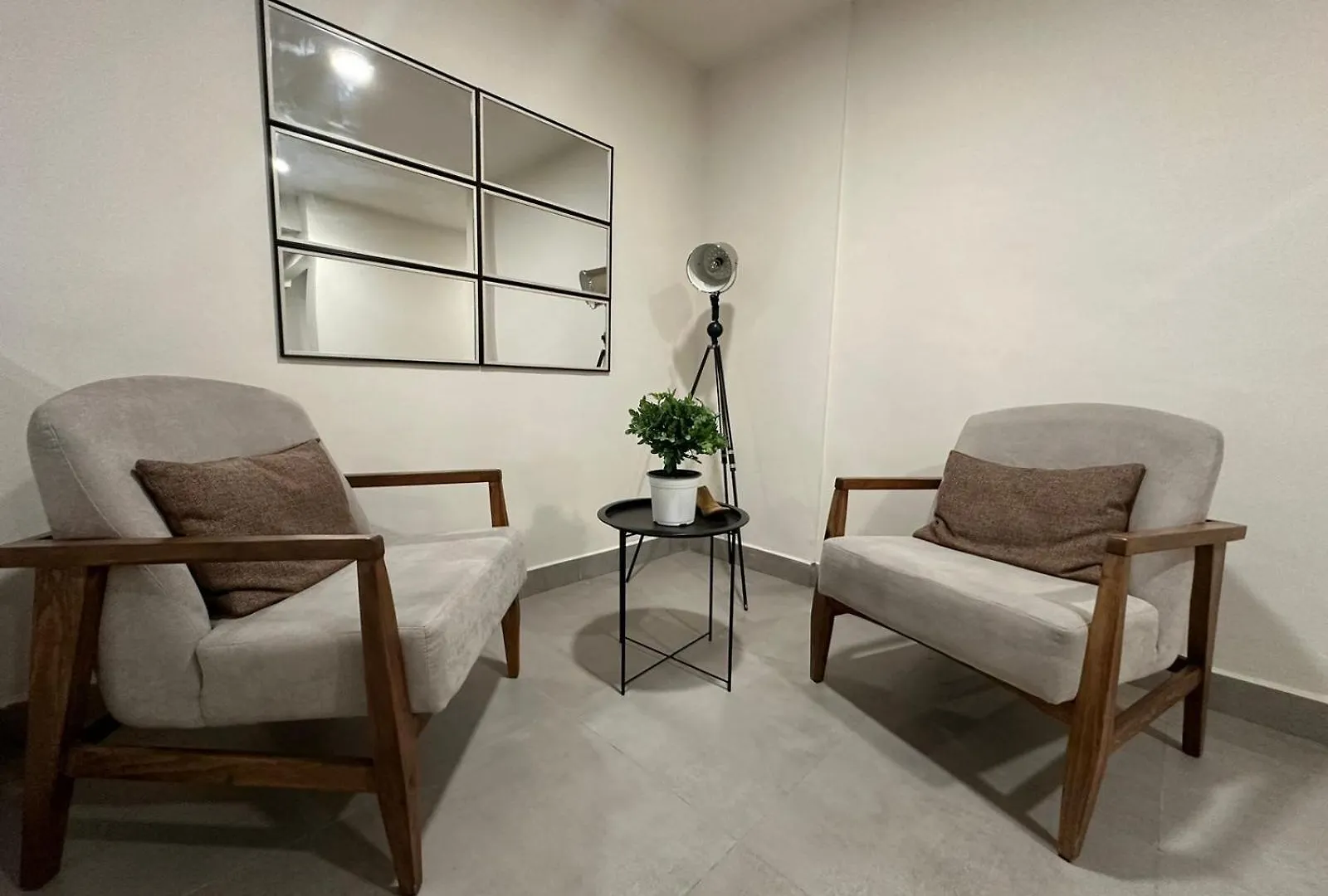 Urban Circunvalacion 과달라하라 아파트호텔